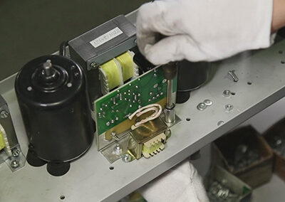 About 6 Test chamber assembly